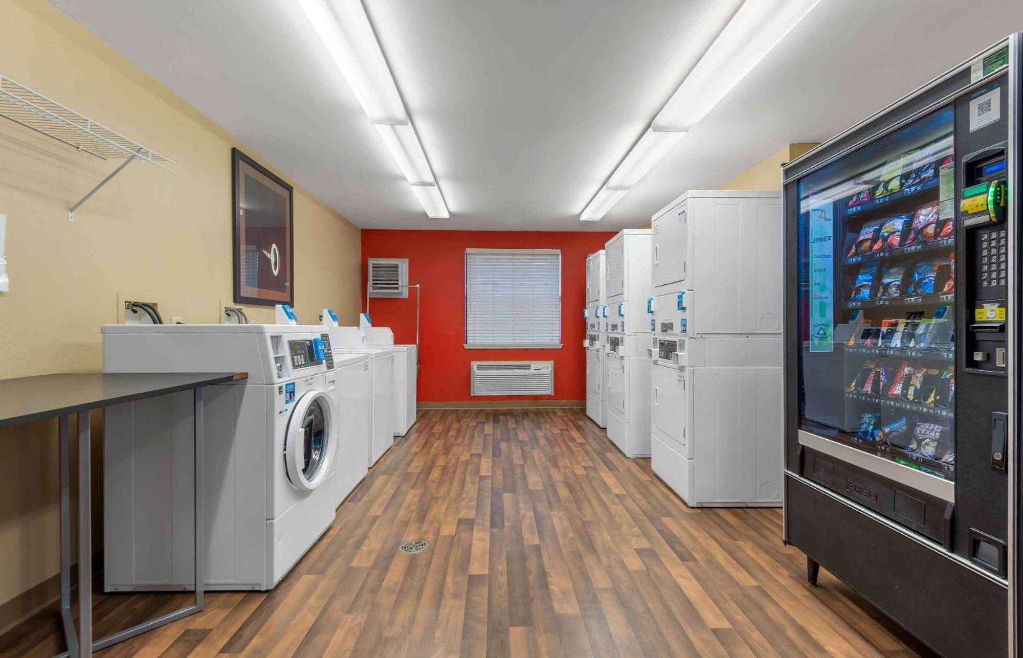 Extended Stay America Suites - Buffalo - Amherst Buitenkant foto
